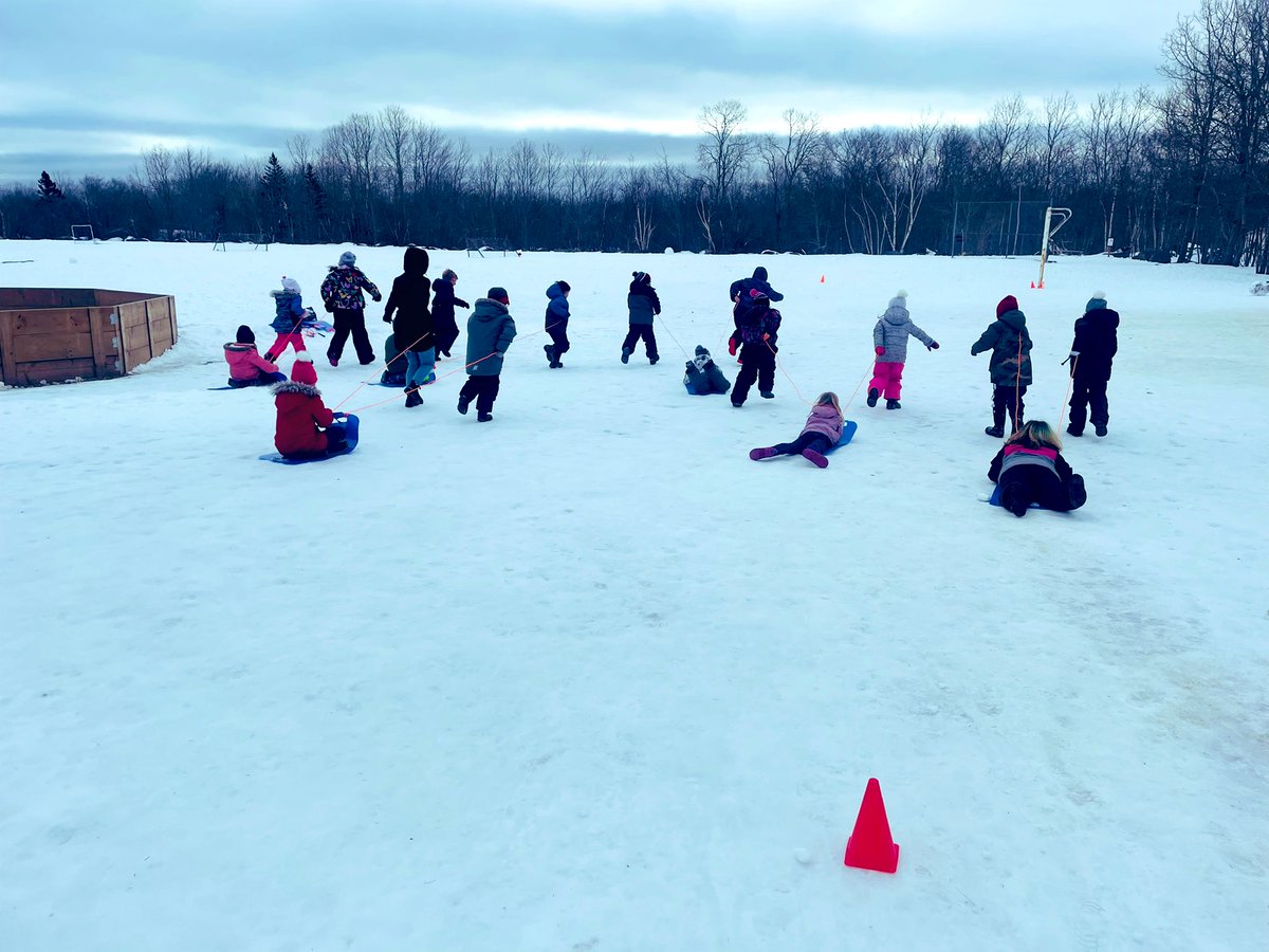 Hard packed snow+rope 📿+crazy carpets 🛷 = Human #dogsledding #GetOutside #winter #crosscurricular #novascotia <a href="/taphens/">taphens</a> <a href="/DrJCWickwireAca/">WickwireAcademy</a>