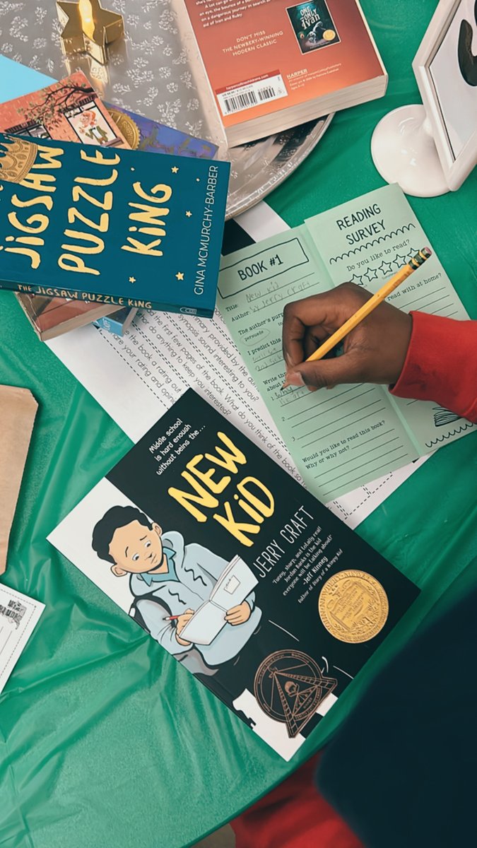 bw_RETSD's tweet image. Ms.Hando’s class kicked off I love to read month by having a “Starbooks” themed book tasting party! Students got to explore and choose their good fit books for their lit circles .@RETSDschools