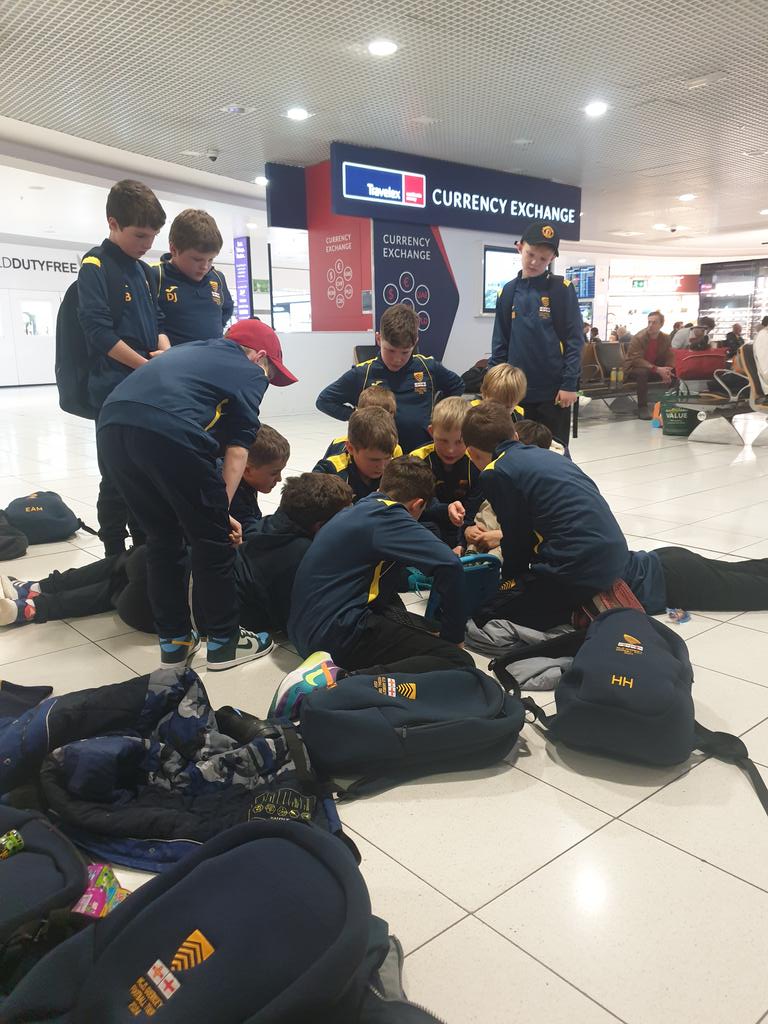 Flight delayed until 5.15pm. Thank heavens that someone brought an <a href="/xboxuk/">Xbox UK</a> #hcjsfootballtour