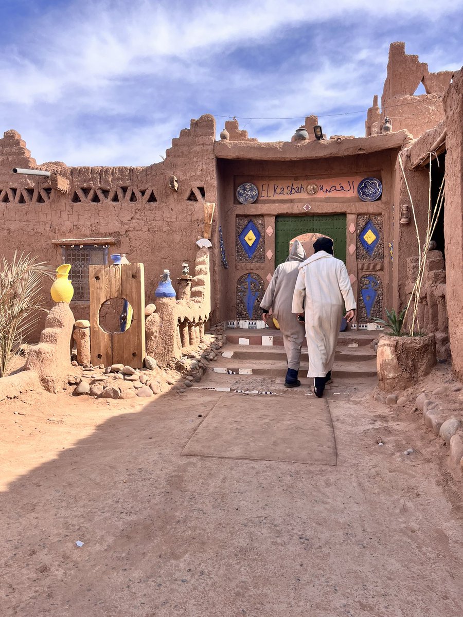 Construyendo Tarteso (@ctarteso) on Twitter photo Seguimos trabajando en el oasis de M’Hamid 🌴 en el marco del proyecto PIAR de <a href="/ArchHubCSIC/">ArchaeologyHub CSIC</a>.
☀️ Hoy hemos dedicado la mañana a recoger los relatos de su historia de la mano de algunos de sus habitantes más mayores 🔎🗣️ Seguimos trabajando en el oasis de M’Hamid 🌴 en el marco del proyecto PIAR de <a href="/ArchHubCSIC/">ArchaeologyHub CSIC</a>.
☀️ Hoy hemos dedicado la mañana a recoger los relatos de su historia de la mano de algunos de sus habitantes más mayores 🔎🗣️