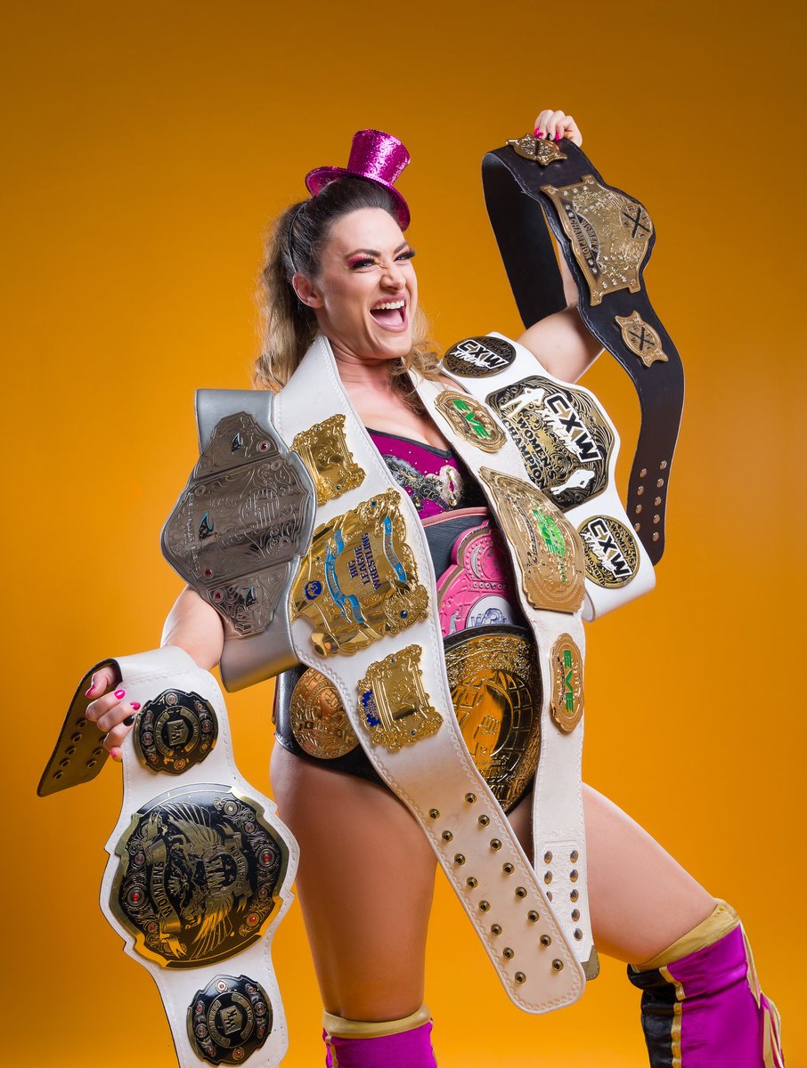 Oh you want a new signed print??? #Nina8Belts 🏆 📸 @Y2jimbob