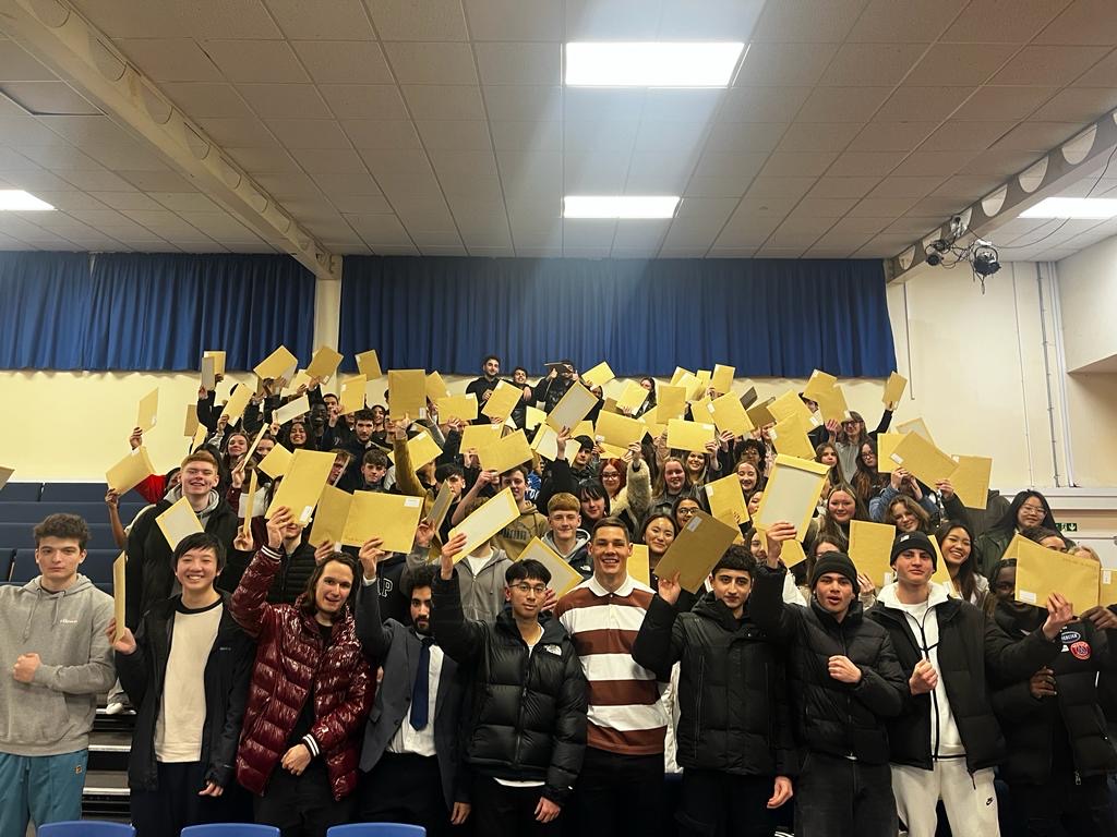 This week, we held our annual GCSE Celebration evening. It was fantastic to see so many of our students celebrating last years fantastic set of results. The certificates were presented by local legend, ex-student and WBO World Cruiserweight Champion <a href="/ChrisBillam/">Chris Billam-smith</a>-Smith!🥊#AVBproud