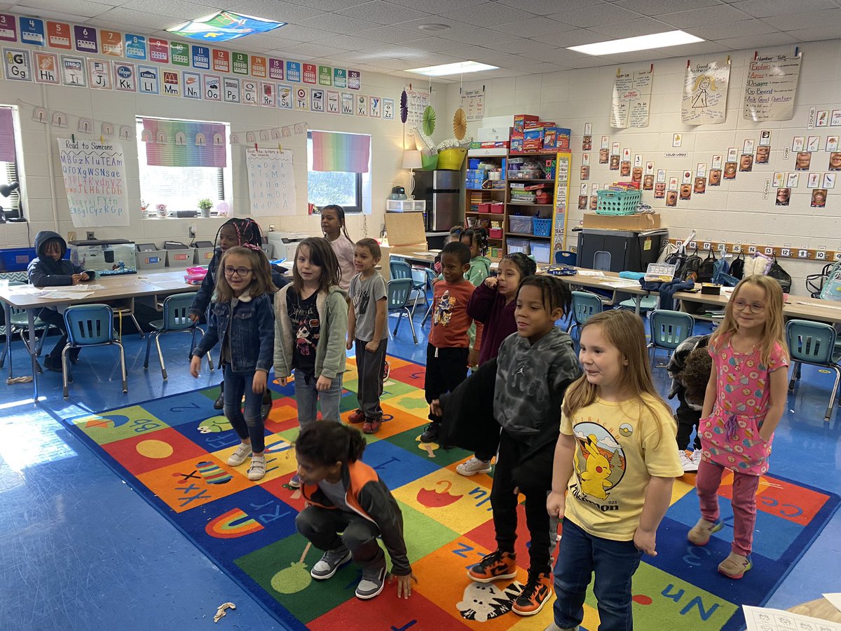 Elizabeth Fowlkes tweet media