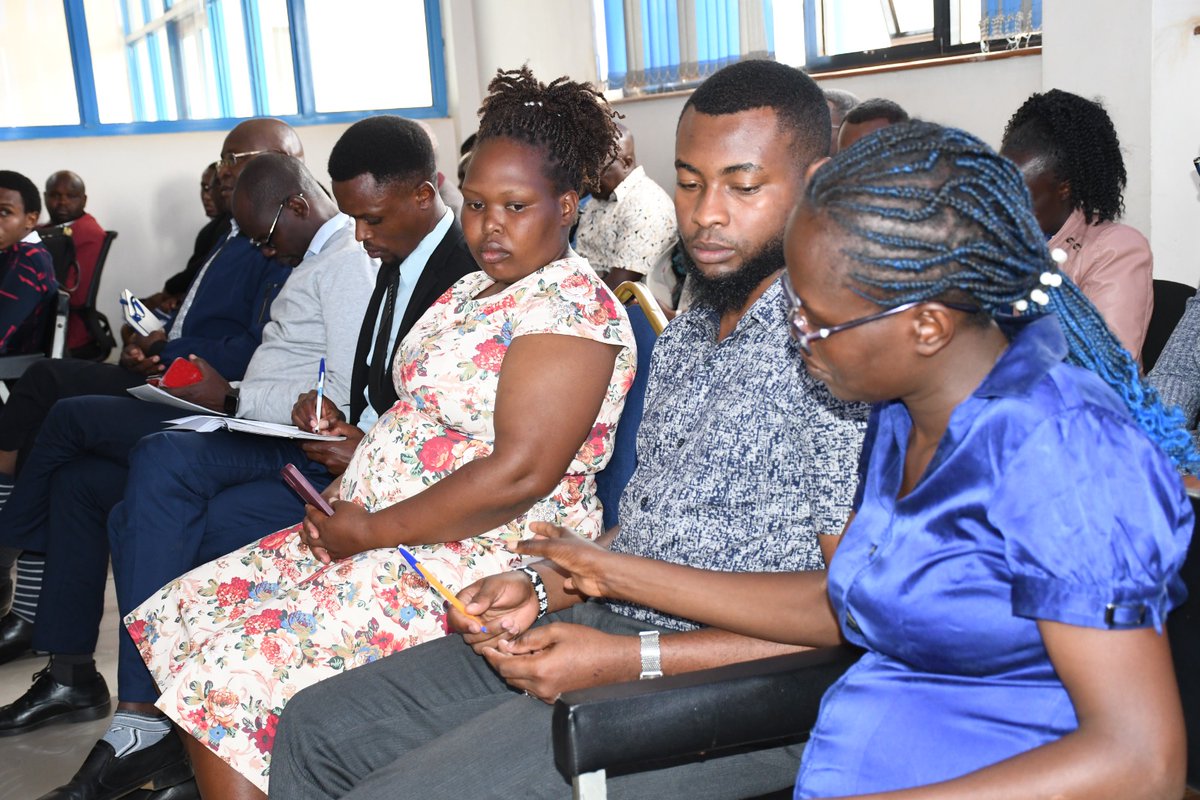 KEBS_ke's tweet photo. The @KEBS_ke  North Regional Staff held an interactive session on the communication policy with the communications team. This is expected to improve the trust, teamwork, and flow of communication across the organization. ^NJ
#StandardsForQualityLife
#Communicationexcellence https://t.co/PcvPk3rco4