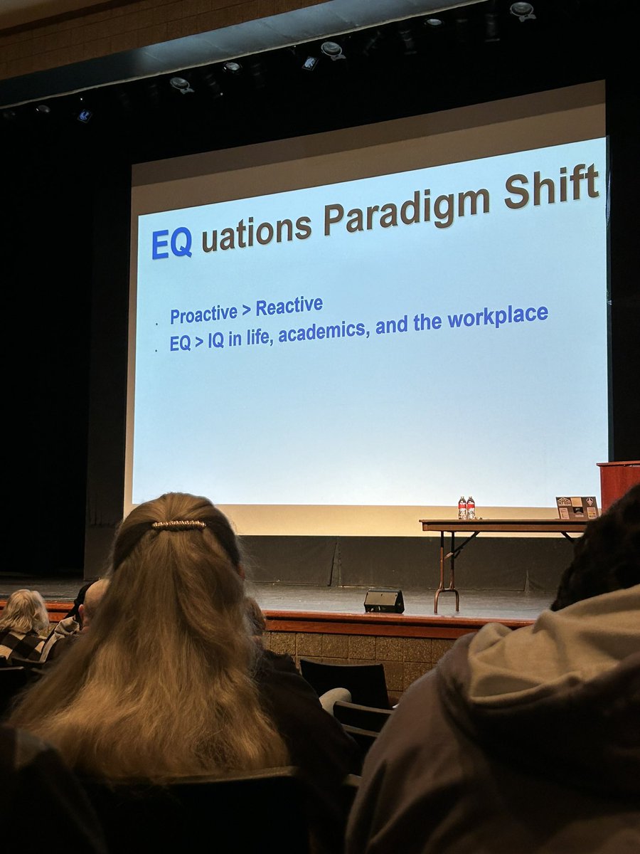 mrerickoch's tweet photo. The day is going great! Thank you PLSD for providing this day! This is the 10th year of the innovation conference. A lot of inspiration and learning taken place. @DMS_Proud #PLSDproud https://t.co/D0cicIHeoE