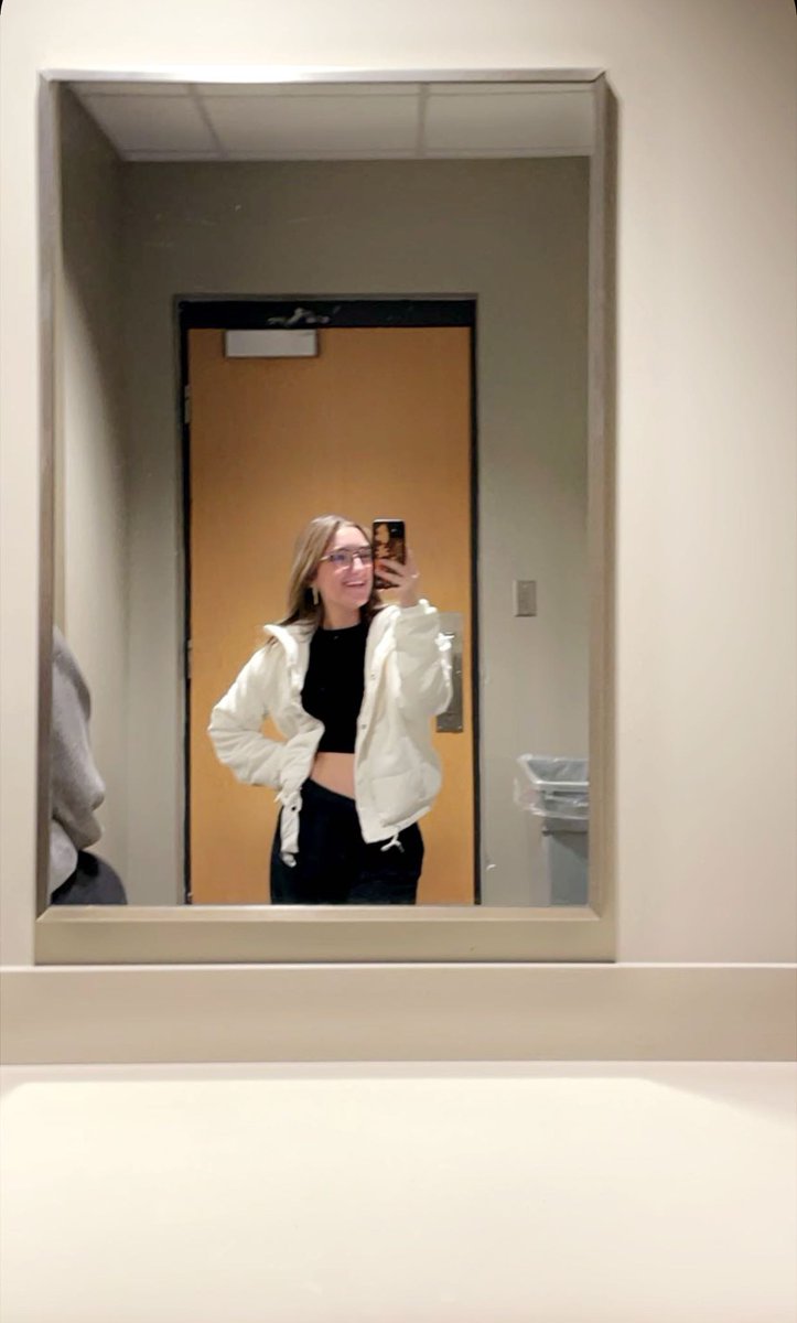 i’m a college girly now heheh