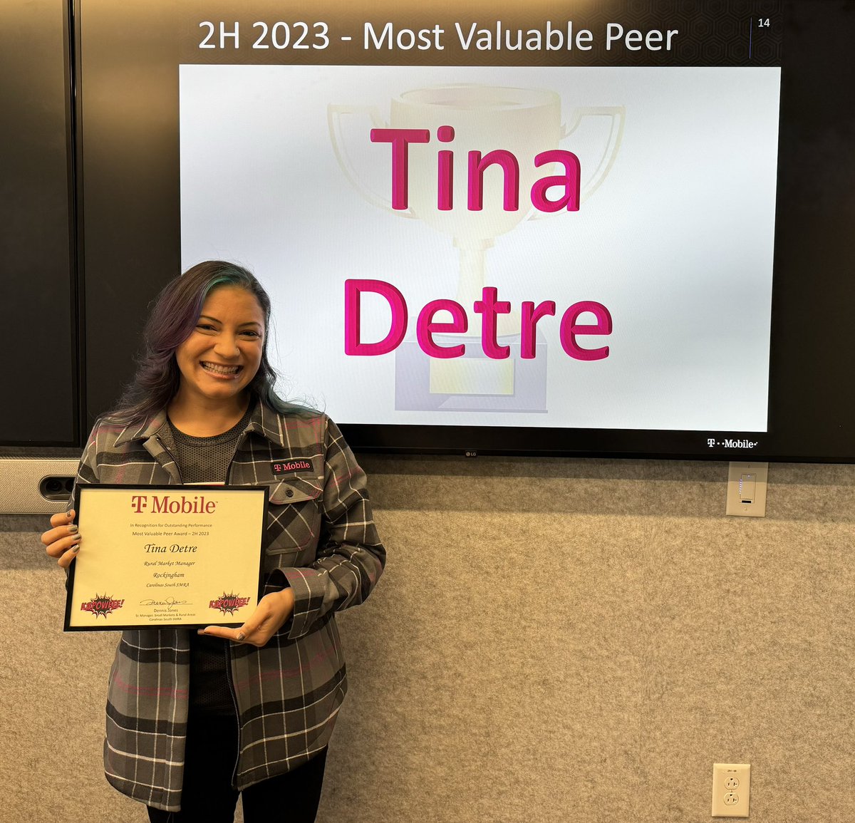 The #KAPOWEEE Nation RMM group voted and recognized @TiNaDeTre as the 2H 2023 Most Valuable Peer! It’s one thing to be awesome at what you do. It’s another thing when your peer group recognizes you for all of your many contributions! Kudos again, Tina! @ChappyCLT @JohnStevens_