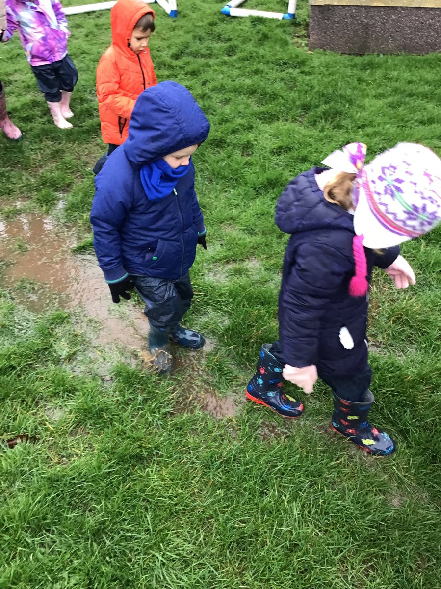 Nursery_GPS's tweet photo. We decided to brave the weather and find some squelchy puddles. π§οΈ #Excellentexplorers https://t.co/5l8htcBZFs