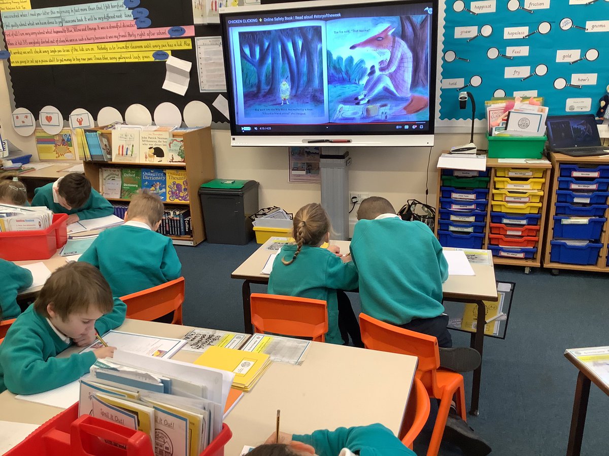 AckworthHoward's tweet image. Year Two have been enjoying reading the story Chicken Clicking as part of their work on online safety. They were able to offer the chick lots of advice on how to stay safe online. 
#ackworthhowardcomputing
#ackworthhowardsaferinternetday
#ackworthhowardreading
