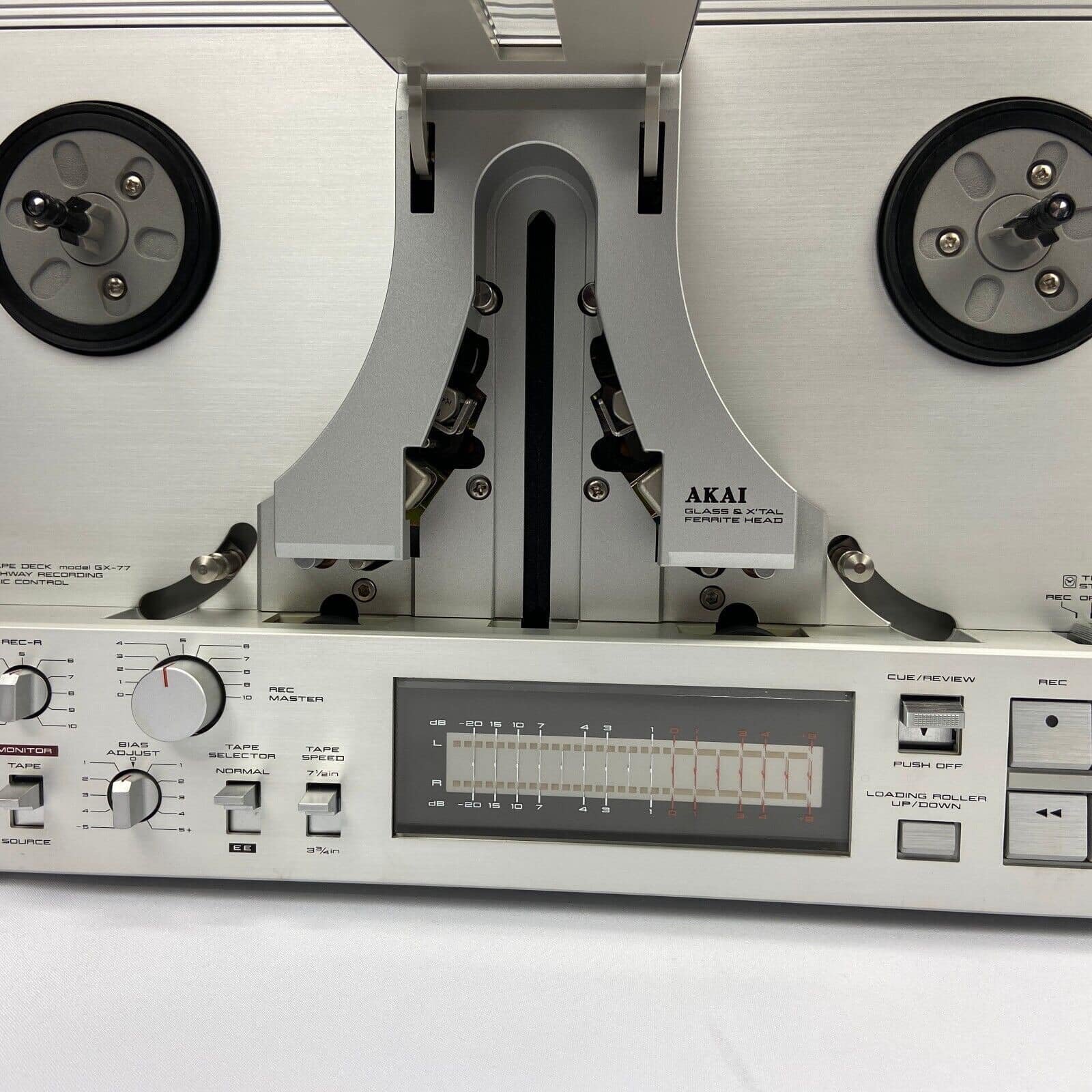 Made in the 70's on X: Akai GX-77 (1981) Auto-Reverse Stereo Reel to Reel  Tape Recorder (up to 7 reels only) #akai #reeltoreel #vintageaudio  #vintage #retro #hifi #gear #analog #audio #audiotape   /