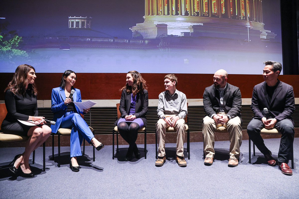 It was such an honor to be able to emcee the screening of @RichardLui’s incredible documentary, Unconditional, at the Capitol. The film is a hugely impactful look at the mental health of caregivers, definitely worth the watch @nbcwashington @NBCNews