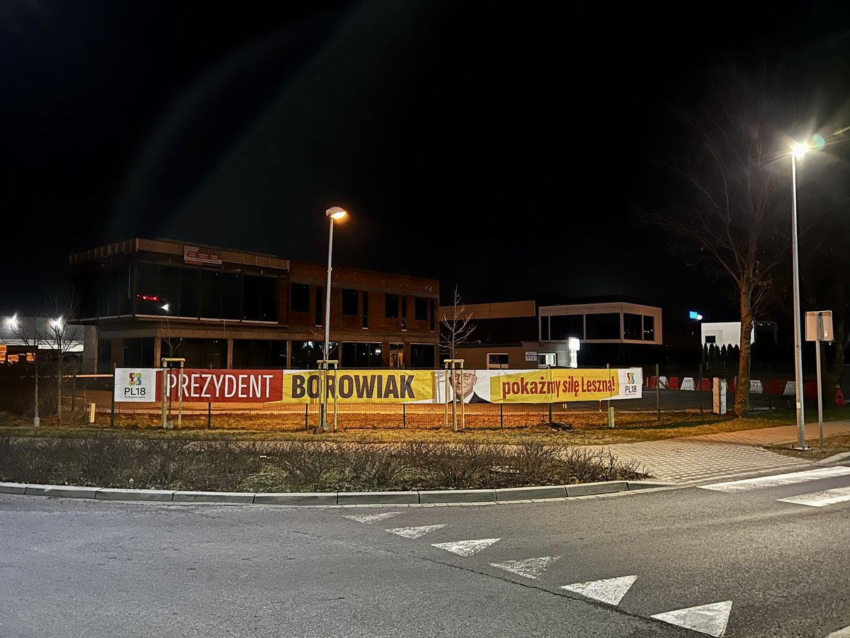 LaczyNas_Leszno's tweet photo. Prezydent Łukasz Borowiak-pokażmy siłę Leszna✅
#ŁączyNasLeszno #PL18 #DrużynaBorowiaka https://t.co/61rFzXM46c