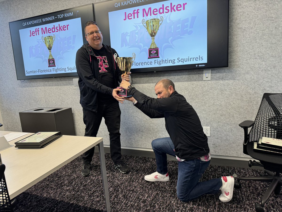 Put your hands together, @jeffmedsker claimed the #KAPOWEEE Trophy for being the #1 ranked RMM in KAPOWEEE Nation in Q4! I’m super proud of Jeff & the Fighting Squirrels team for everything they accomplished in Q4 & 2023! Keep up the great work! 👏💪🔥🏆 @ChappyCLT @JohnStevens_