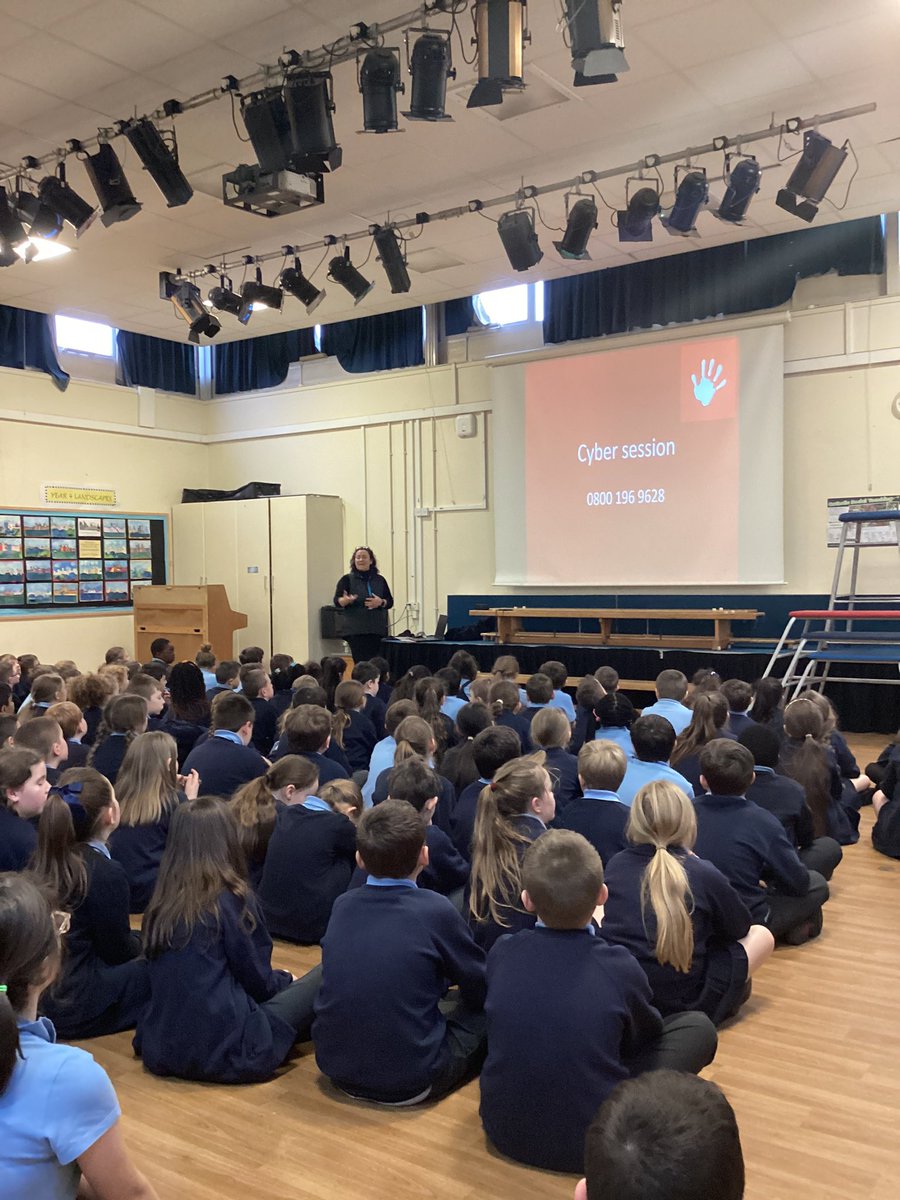 stelizcp6's tweet photo. A big thank you to Bully Busters for coming to talk to the children about online safety #Bullybusters https://t.co/XSDtnNjZp7