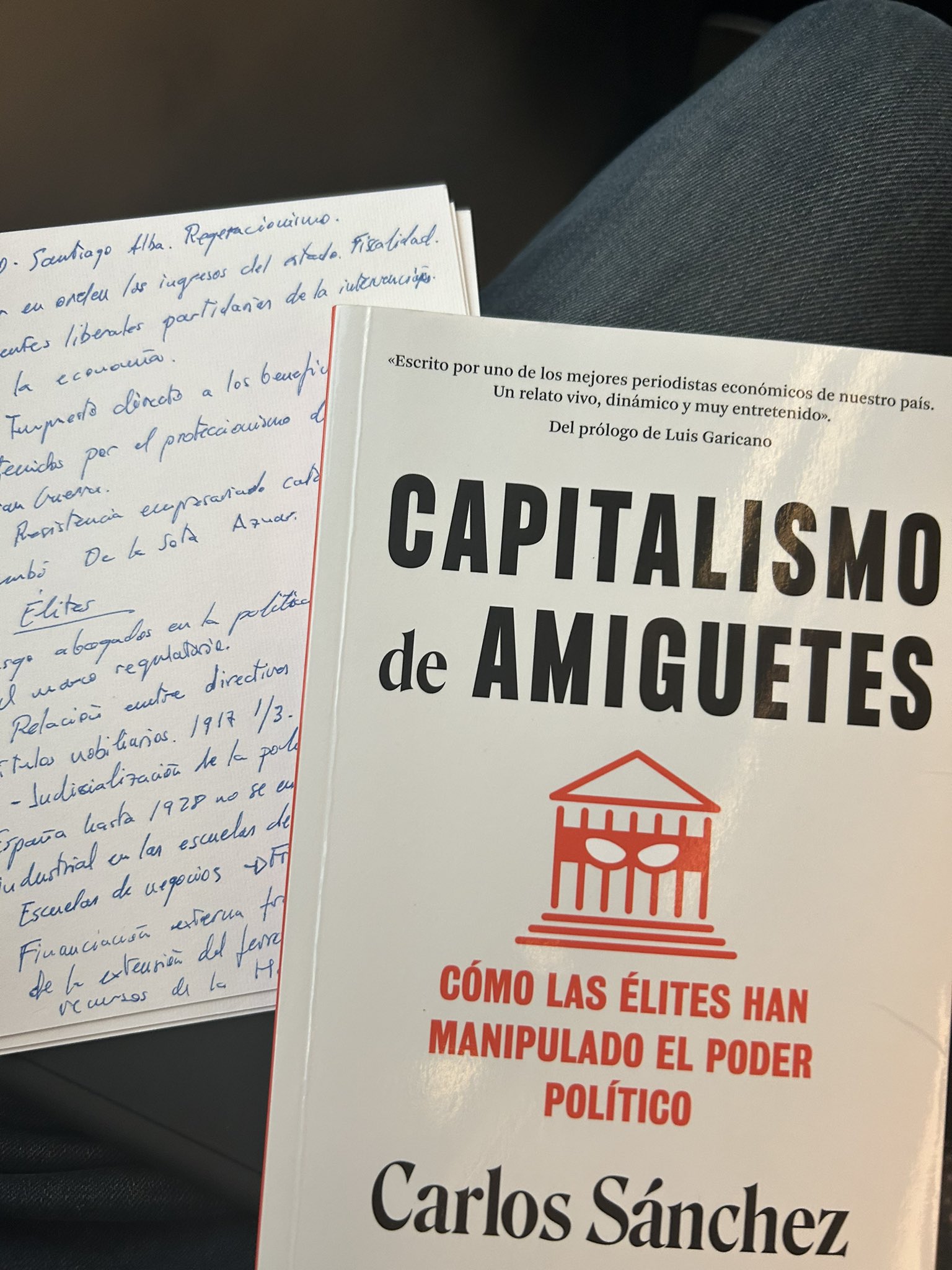 Carlos Sánchez on X: En breve la presentación de Capitalismo de Amiguetes.  Gracias a @UnaiSordo @agaramendil y @AngelsBarcelo por participar. Tras la  presentación estaré firmando ejemplares! / X