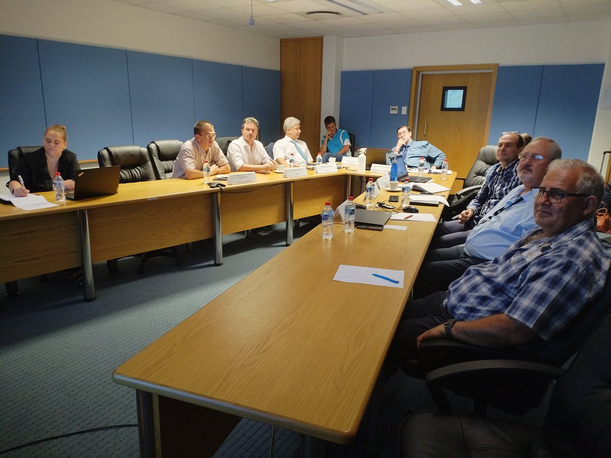 Meeting between the Joint Institute for Nuclear Research (JINR), iThemba Labs and Necsa on 07 February 2024 to discuss possible collaboration on the field of Research. @Joint_Institute @iThembaLABSCape