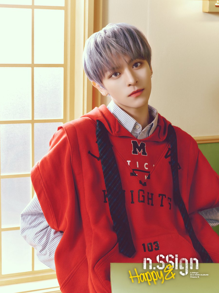 nSSign_official's tweet photo. n.SSign 2nd MINI ALBUM ‘Happy &amp;’

CONCEPT PHOTO 'Happy &amp;'

🏫 2024.02.15 6PM Release

#nSSign #엔싸인
#Happy&amp; #HappyAnd
#로렌스 #LAURENCE https://t.co/UOGCT7PghU