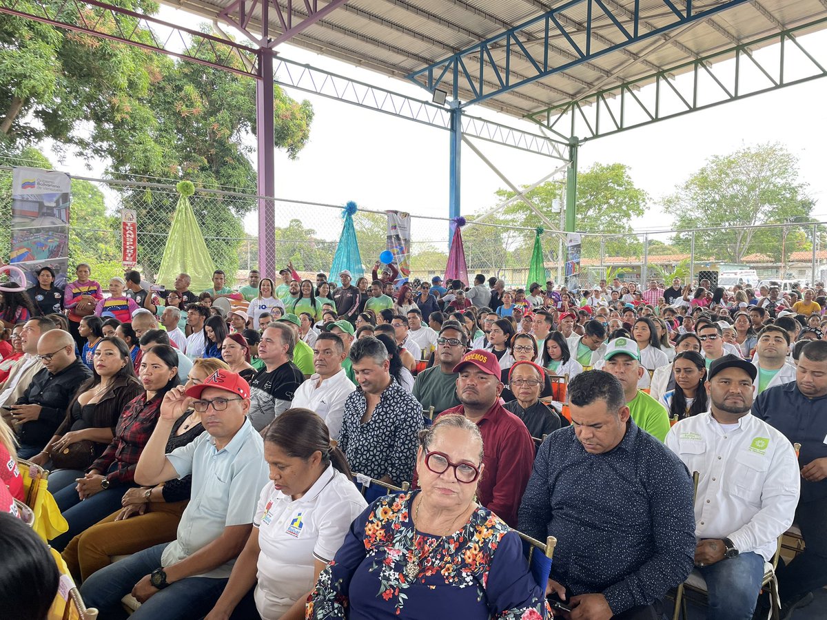 comandosergioh's tweet photo. Aquí estamos rindiendo cuentas a nuestro pueblo, a través del año fiscal 2023; porque seguimos avanzando por nuestro gente #7TEnUniónYEsfuerzo @NicolasMaduro https://t.co/YgXEkO6Hs1