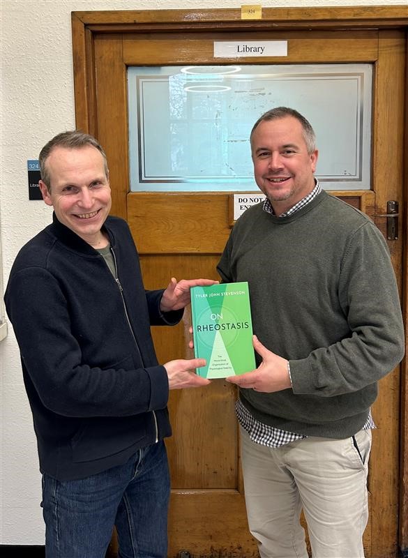 Thank you to Prof. Stevenson @Stevenson_Lab for donating a copy of his new book 'On Rheostasis -The Hierarchical Organization of Physiological Stability', to the Graham Kerr Library. Essential reading for anyone interested in physiology & how a living organism functions over time