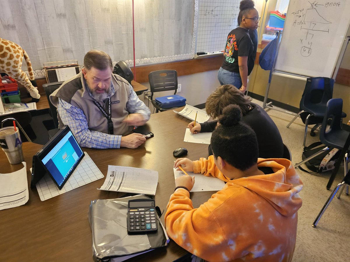 Math small groups and student discourse <a href="/LamarTISD/">Lamar Middle</a> <a href="/YBradTISD/">Yvette Bradford</a>