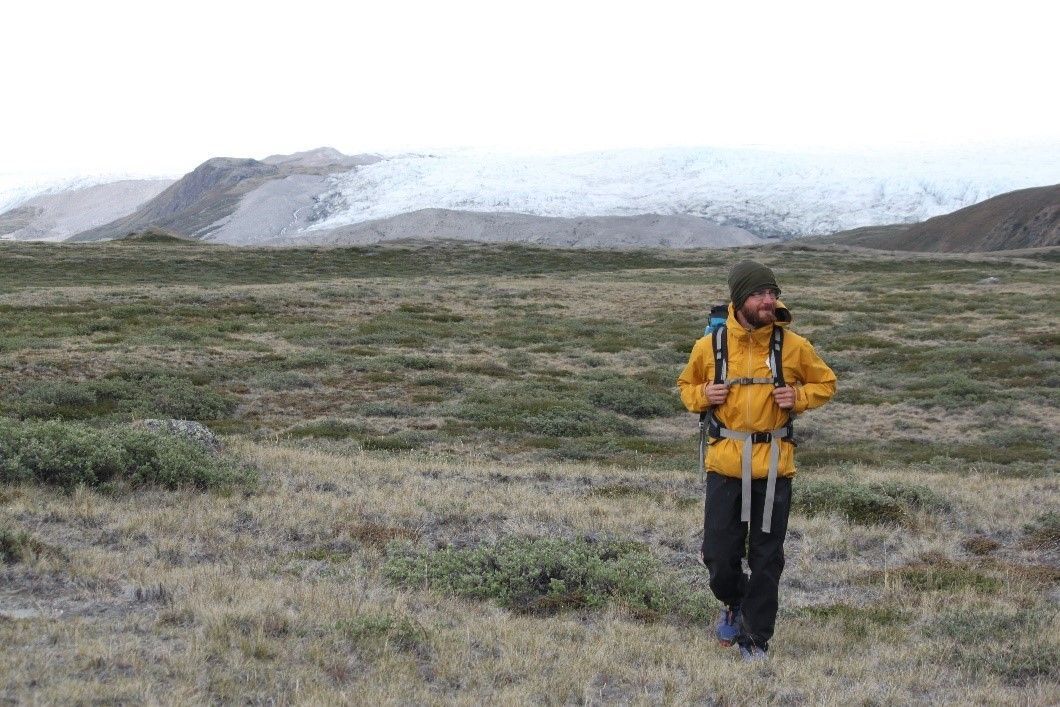 👀 Behind the Paper!👀 

🏔️ Myrsky Eero discusses his research into the impacts of warming on vegetation in the Arctic. He shares his views on the importance of long-term research, as well as his passion for cold places!❄️ 

Read the blog post here 👇 

buff.ly/3OAmqHp