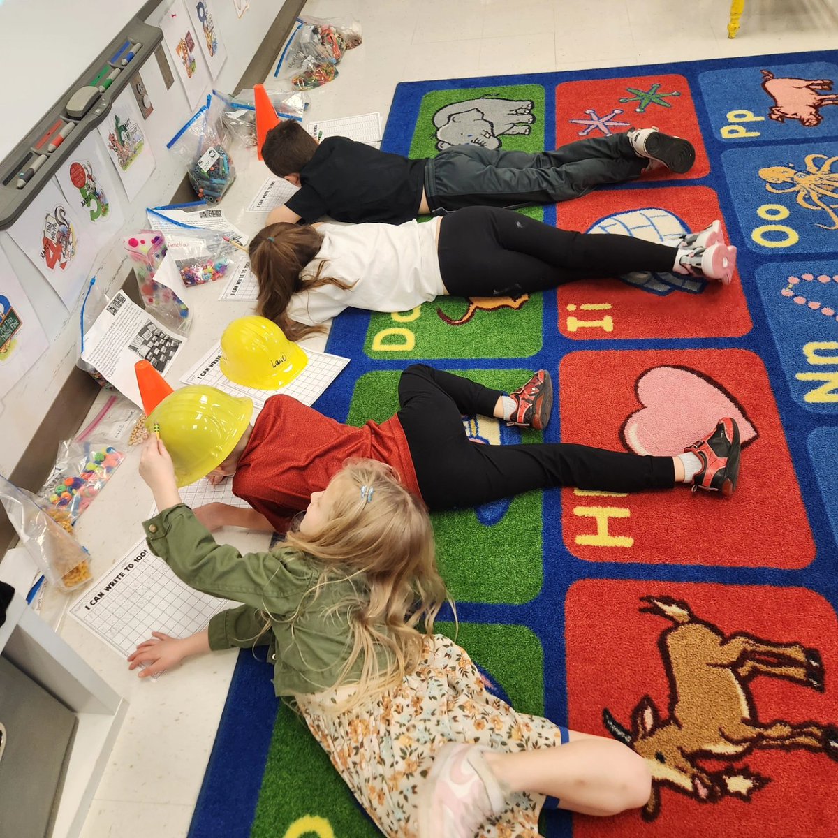 Building our way to 100 with our 100th day rotations! Round 1 #wsdlearns #wearewentzville #gtegators