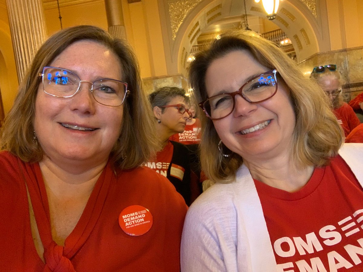 Kaks0201's tweet image. At Kansas @MomsDemand Advocacy Day @Everytown #ksleg #MomsAreEverywhere