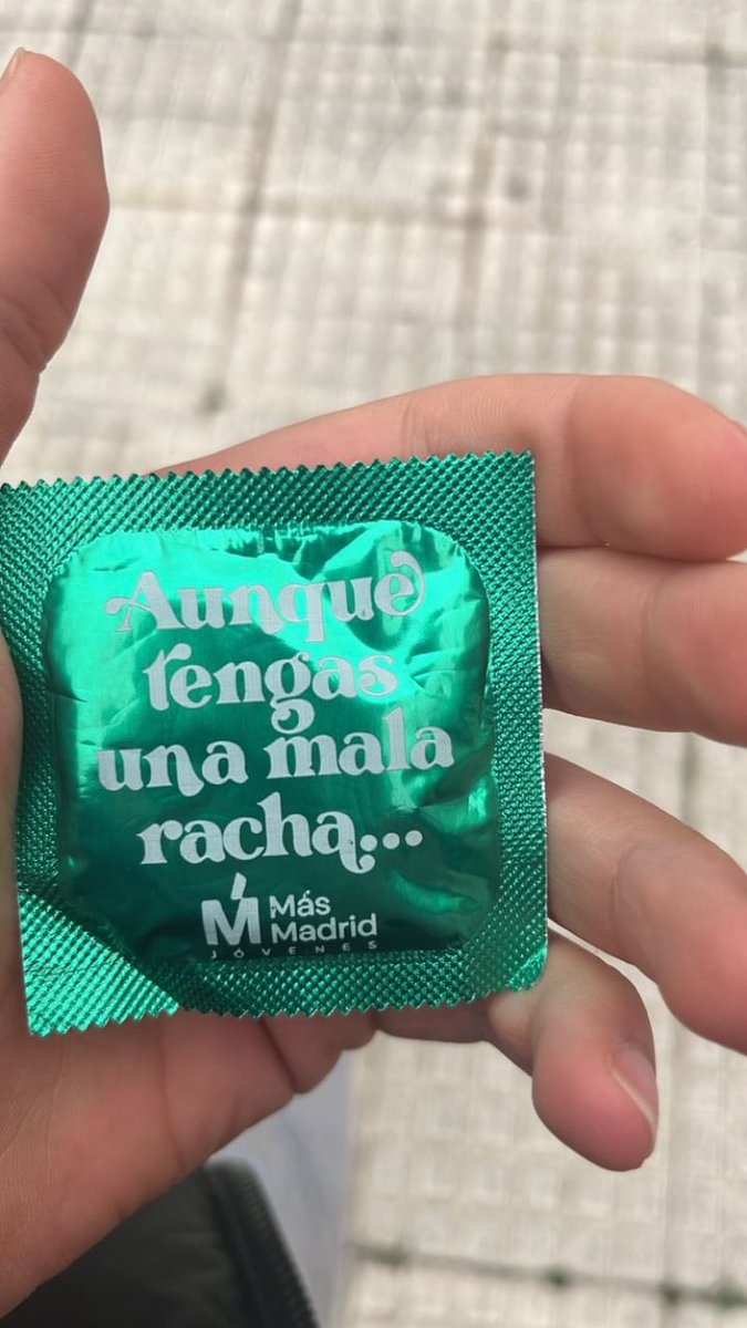 ladelarayaM30's tweet photo. el romanticismo no está muerto https://t.co/xikDBijJtf