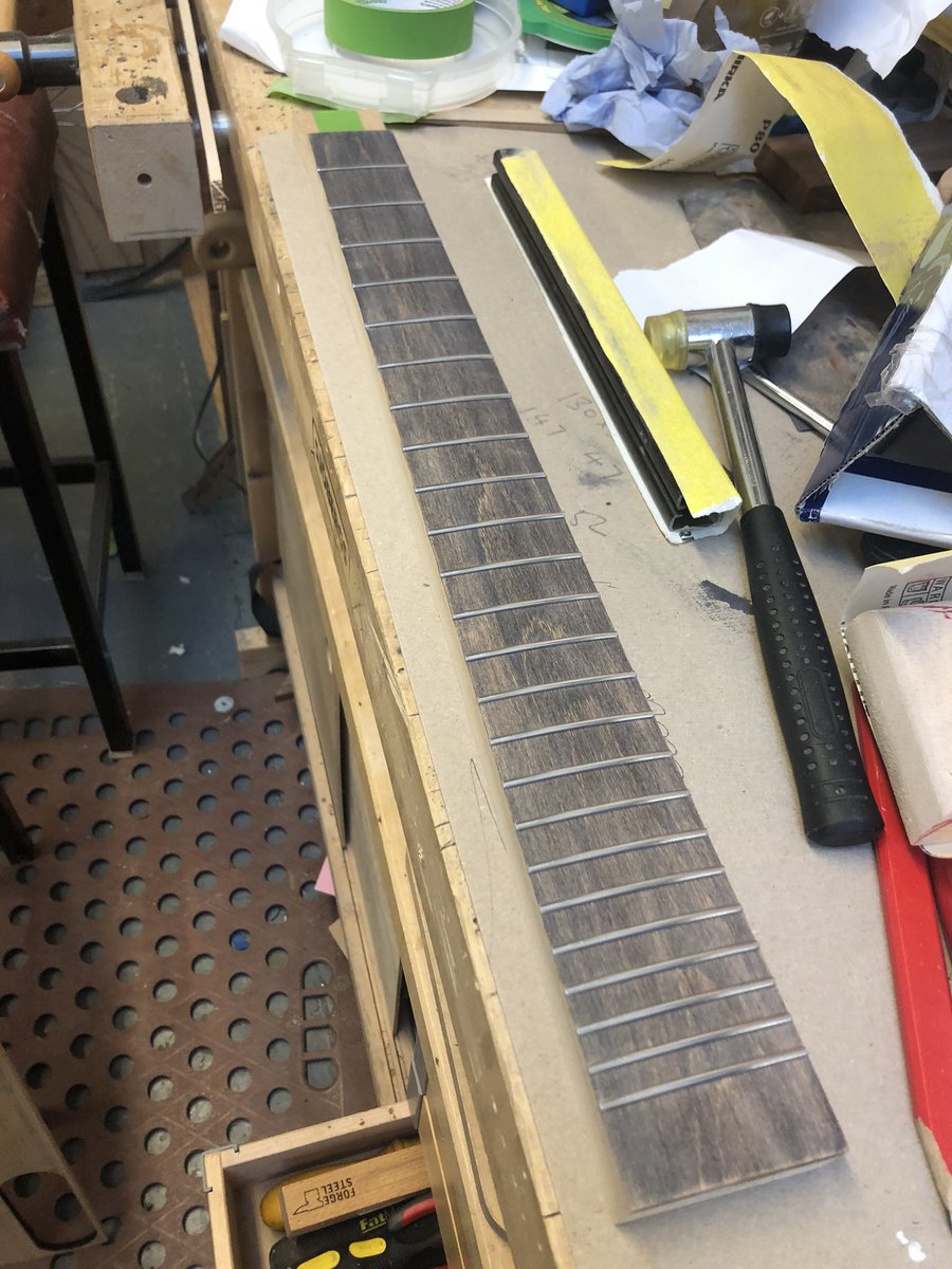 Wee bit progress… I 3d printed a fret press caul from #thingiverse which worked a treat 👌 stainless frets and plyboo back plate 👌💪