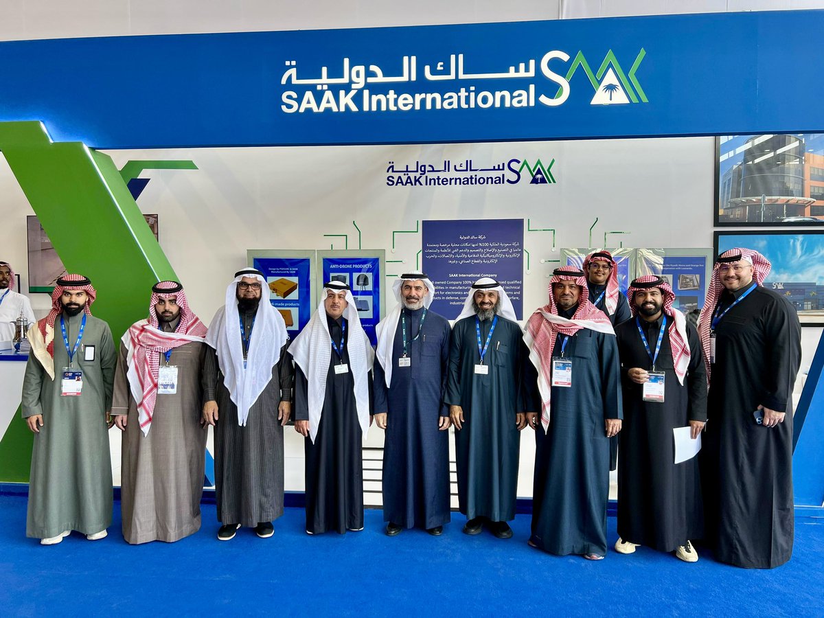 mkhethlain's tweet photo. كل الشكر والتقدير للمهندس وليد ابوخالد الرئيس التنفيذي للشركة السعودية للصناعات العسكرية (سامي ) على الزيارة والدعم والتشجيع الغير مستغرب منه للقطاع الخاص. https://t.co/40bcyVXsLC