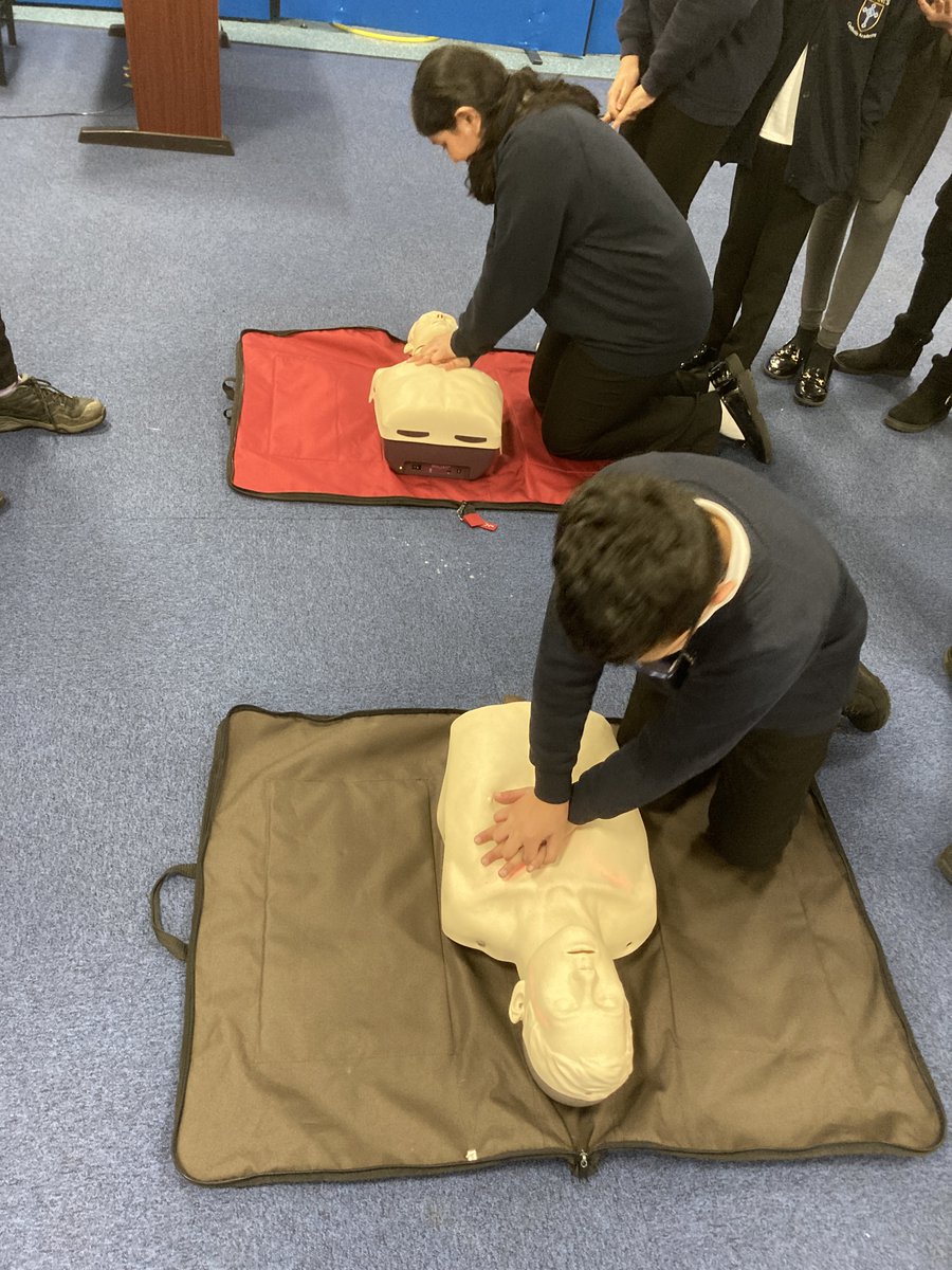 stanneskly's tweet photo. Thank you Lesley from Airedale for coming into Year 6 and teaching them: CPR, recovery position and what to do in an emergency. If you want to learn CPR, @AiredaleCharity have organised a CPRathon at Morrisons in Skipton on the 17th February 8am-8pm. #schoolofhealth @bcw_cat https://t.co/dhBuSWm3h7
