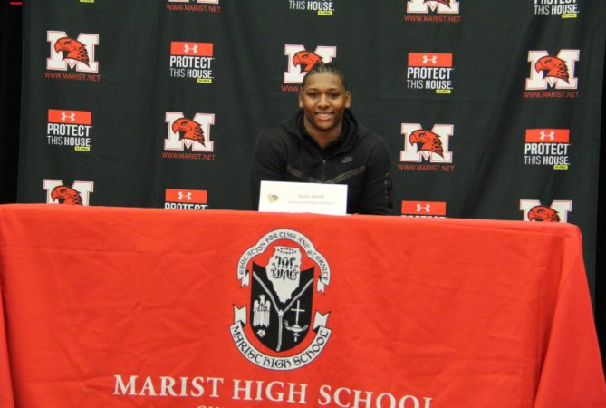 RedHawkFB's tweet photo. Congratulations to @Dukewhite10 who signed his NLI to play at @OhioDominicanFB!
A consummate leader, Duke was a fixture in the middle of the RedHawk defense over the past two seasons. His downhill play style and nose for the football terrorized opposing offenses. No doubt Duke will continue his success on and off the field at ODU!
#FAMILY | #HonorGloryFame