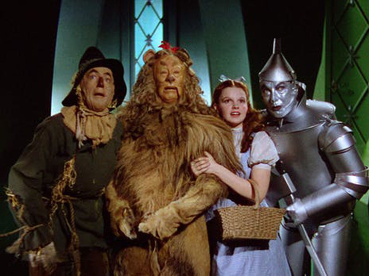 agAitcheson's tweet image. Follow me over the rainbow on a new musical adventure tomorrow! 🌈

Friday 8pm GMT twitch.tv/agAitcheson 

Let's write The Wizard of Oz as an improvised Twitch musical! Type into chat to voice the cast and I'll bring them to life through the power of song! 😄🎶