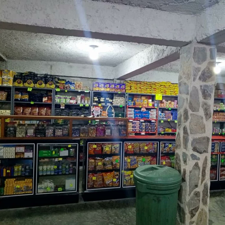 csunagrox's tweet photo. #SunagroInforma📣
El equipo de @csunagro, estuvo fiscalizando el pasado miércoles #7Feb en el municipio libertador, visitando a los siguientes Sujetos de Aplicación:
👉 "Inversiones Los Espaguetti, C.A"
👉 "Pizzería Royal, C.A"
#SinEgoTransformamos
#SunagroVanguardia https://t.co/2kBBoxWFY6