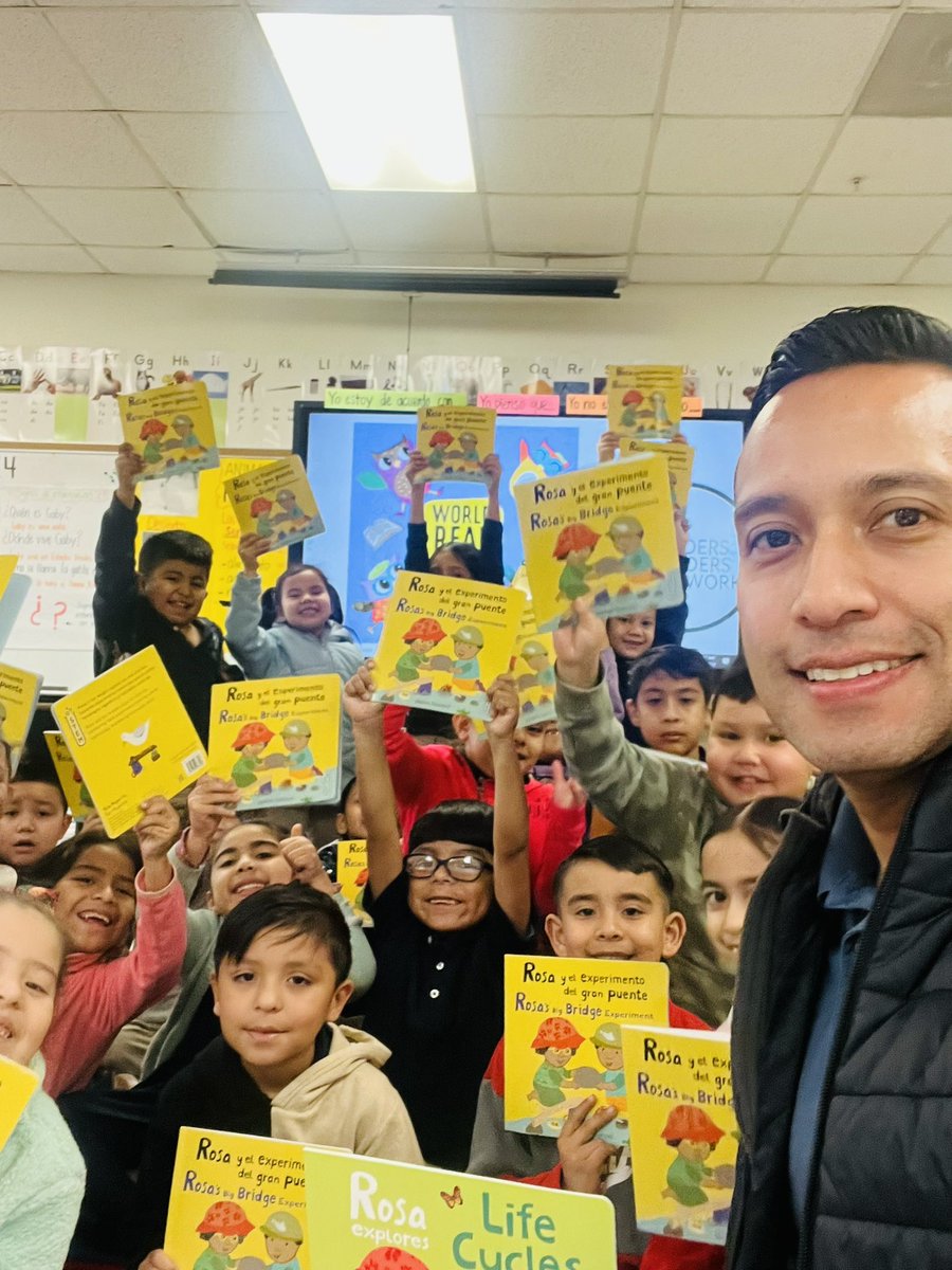 MrRamosV's tweet photo. World Read Aloud Day 2.7.24 📖
Thank you @leadersreadersn and @FirstBook, first graders were very excited!
@StevensParkDISD @PathtoPinkston @TeamDallasISD @ReadAloudDISD https://t.co/UtQFg195DU