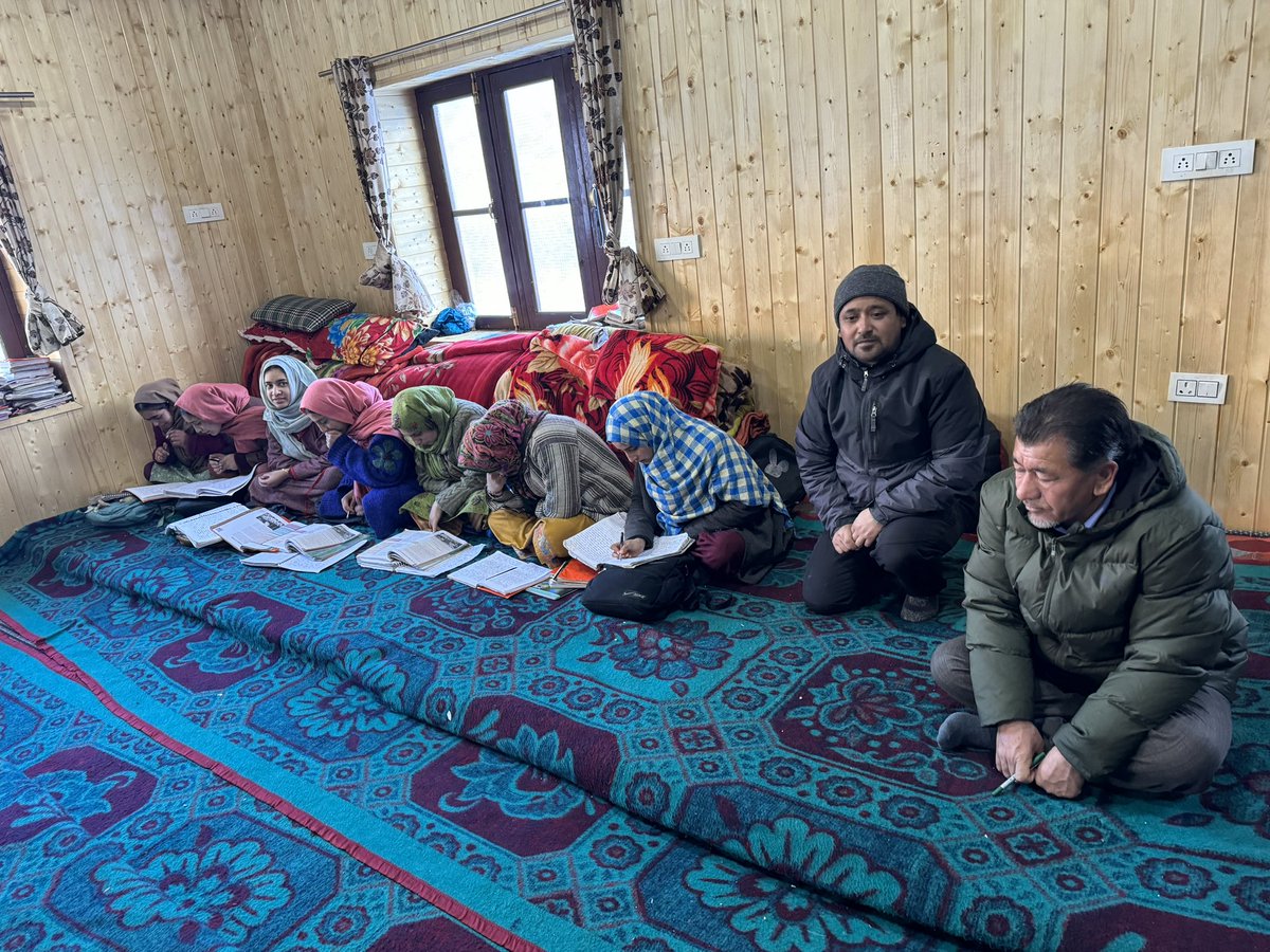 ZakirHussain078's tweet photo. An extensive tour along with CEO to Drass sub division to inspect the on going winter residential/remedial class for 10th &amp;12th standard,
   let us all jointly work for a change in education system @lg_ladakh @dse_ladakh @LadakhSecretary @dc_Kgl @GulistanLadakh_ @vol_ladakh https://t.co/Vjn6J1F0IZ