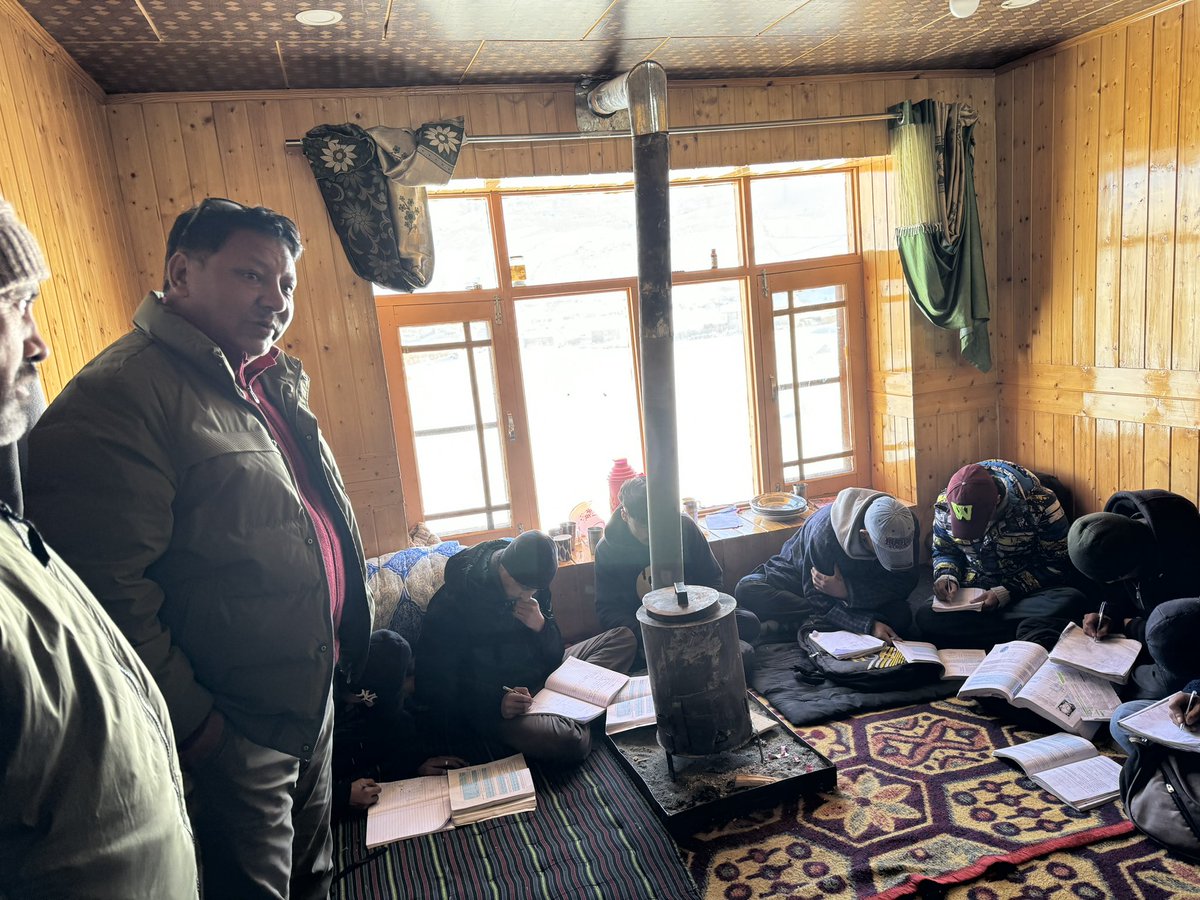 ZakirHussain078's tweet photo. An extensive tour along with CEO to Drass sub division to inspect the on going winter residential/remedial class for 10th &amp;12th standard,
   let us all jointly work for a change in education system @lg_ladakh @dse_ladakh @LadakhSecretary @dc_Kgl @GulistanLadakh_ @vol_ladakh https://t.co/Vjn6J1F0IZ