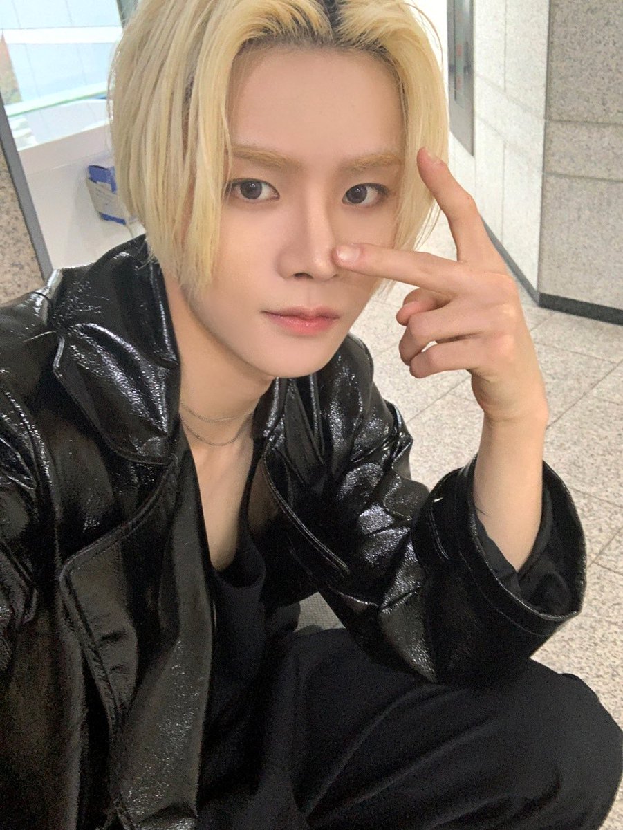 ミョンホ] 🖤x🖤 #8TURN #에잇턴 #エイトターン #MYUNGHO #ミョンホ