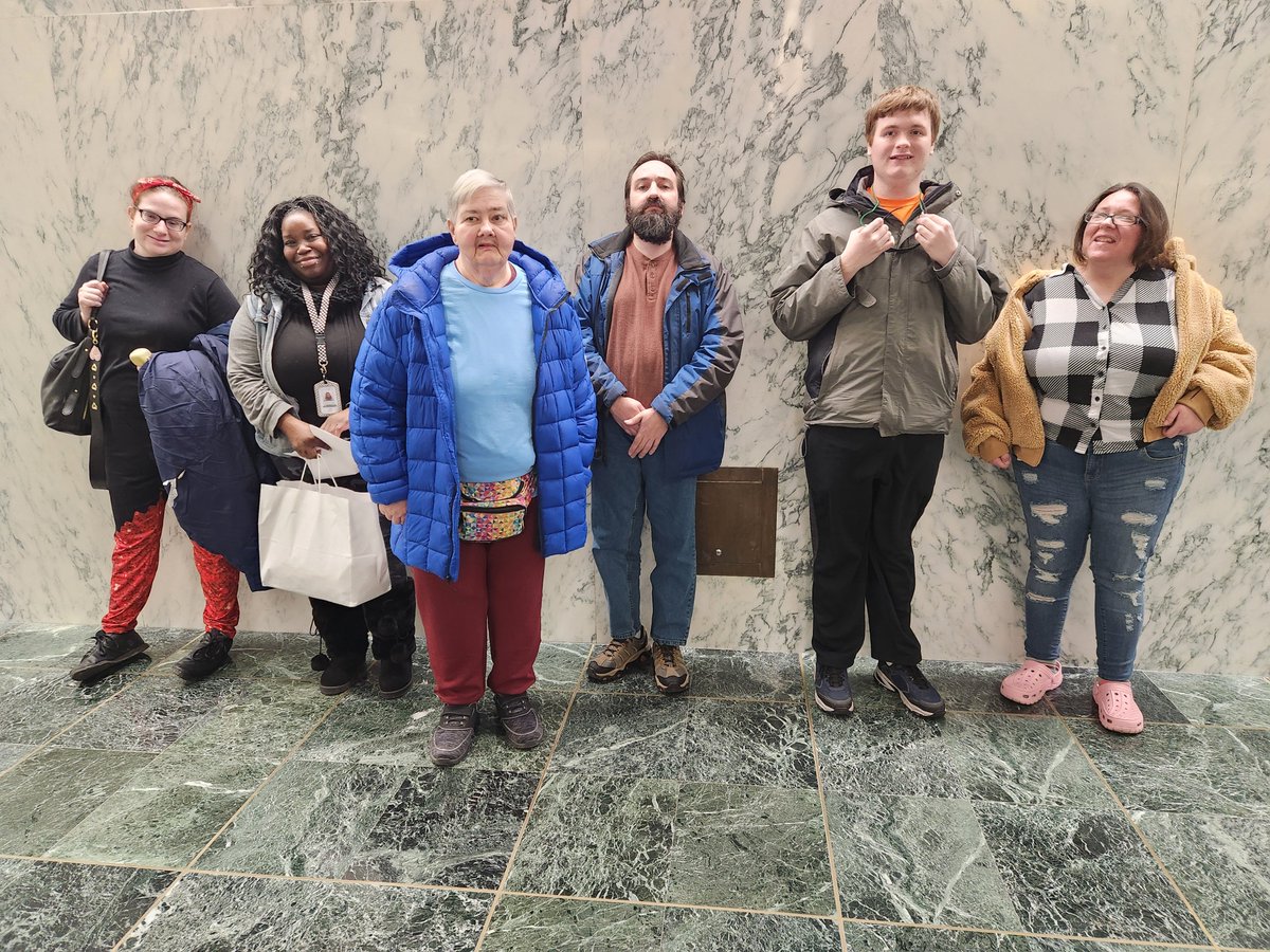 LivResourcesNY's tweet photo. We were on a mission when we arrived at the State Capitol in Albany yesterday! We had gift bags full of sweet Valentine’s Day candy and a message to send to New York's lawmakers. #IDDPriority #NYSBudget #InvestInMe Read more: https://t.co/9SxzXpjxzH https://t.co/XFePTQMmAz