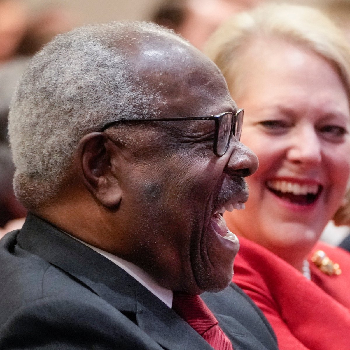 Repost ♻️if you think Clarence Thomas should be impeached #SupremeCourt