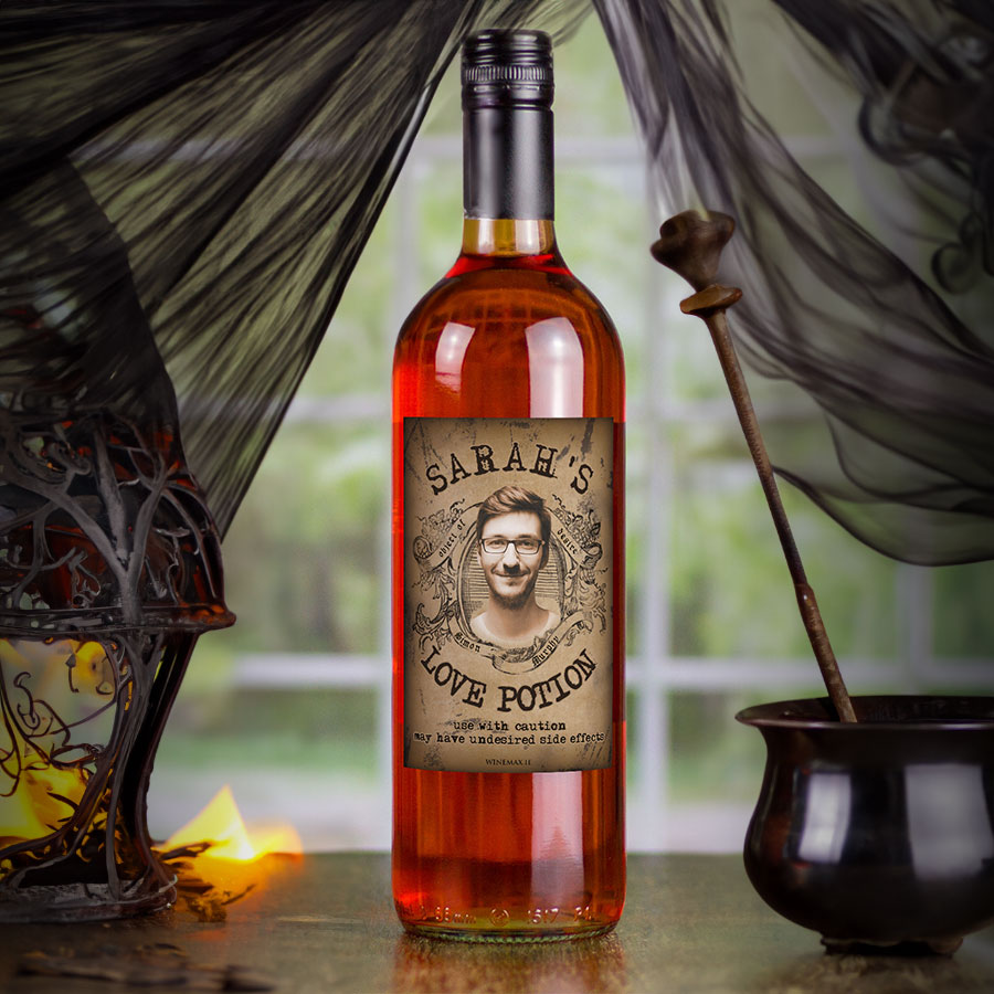 winemax's tweet photo. Is your love potion brewing for Valentines Day! Order your personalised Love Potion today. Upload a photo and add a message here...

https://t.co/2XR25Wy1rj

#lovepotion #valentinesday2024 #ValentinesGiftIdea https://t.co/6PHDtQE07o