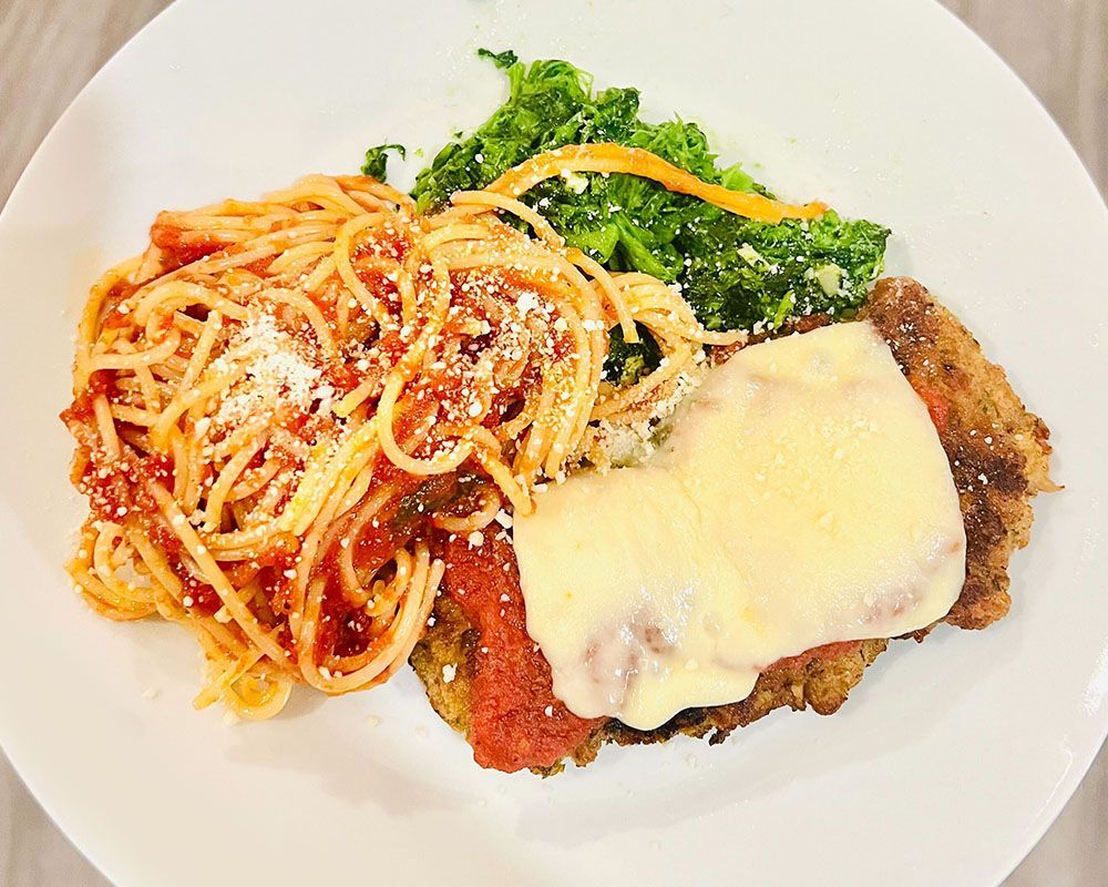 SAVECA's tweet image. Create a romantic Valentine’s Day dinner on a budget without compromising flavor. Enjoy Breaded and Fried Pork Parmesan with Mozzarella over spaghetti with homemade tomato sauce and rapini. Get Recipe 👉 buff.ly/3SS8KtU  👈#recipes #recipeshare #dinnerideas #valentinesday