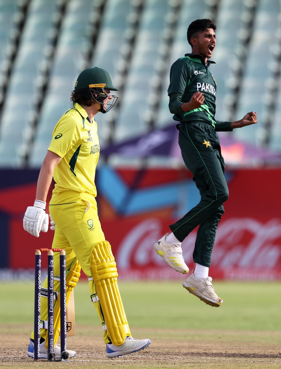 TheRealPCB's tweet photo. Superstar in the making!  🌟

Ali Raza finishes his heroic spell with excellent figures of 4️⃣-3️⃣4️⃣ 🙌

#PakistanFutureStars | #U19WorldCup | #PAKvAUS