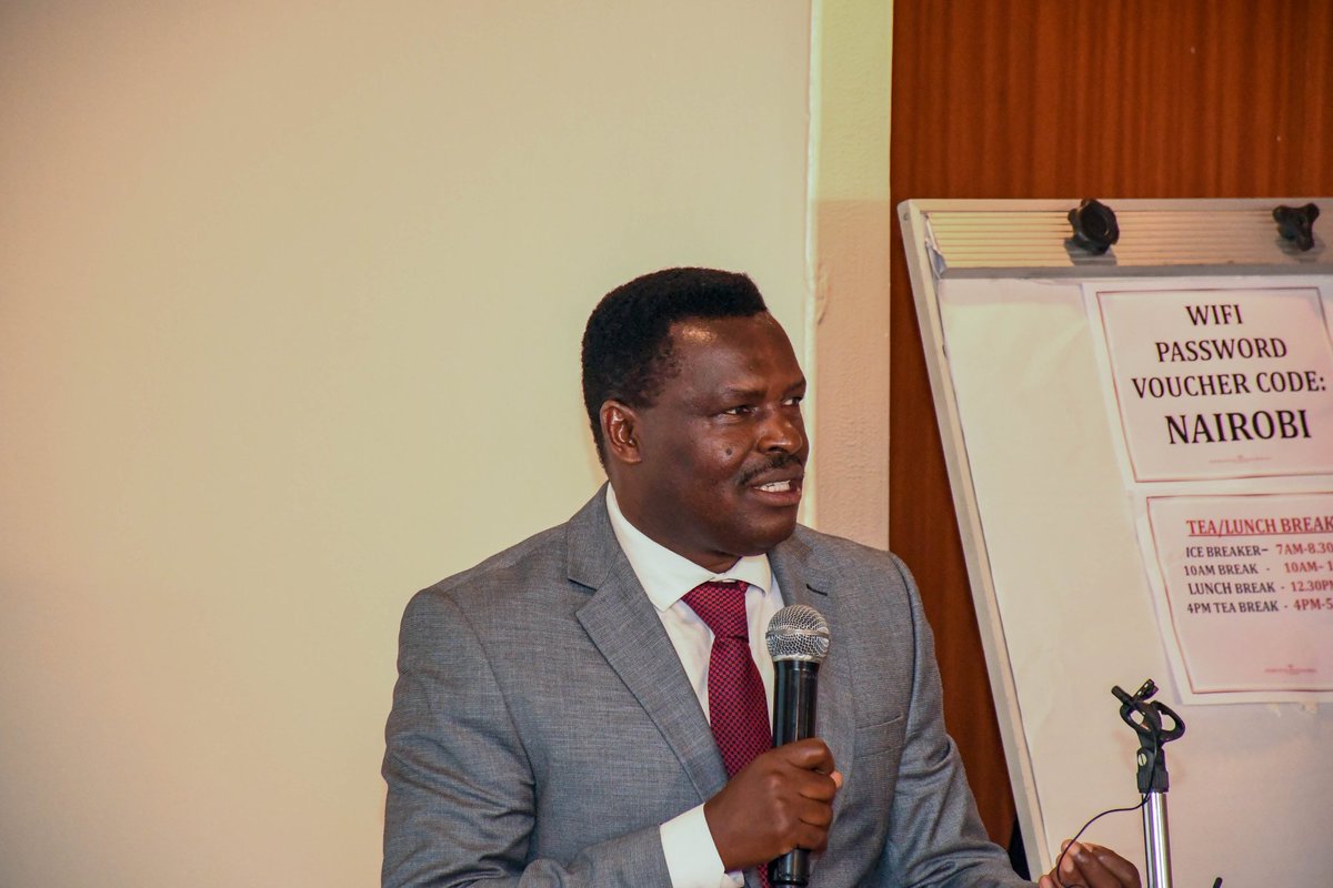 HumanitiesUoN's tweet photo. The University of Nairobi Institute For Development Studies held a worshop to develop a health-care workforce for Africa. His Excellency Muthomi Njuki, Governor for Tharaka Nithi county was the chief guest representing the council of governors. @IDS_UONBI https://t.co/17HfsIQ1Wl