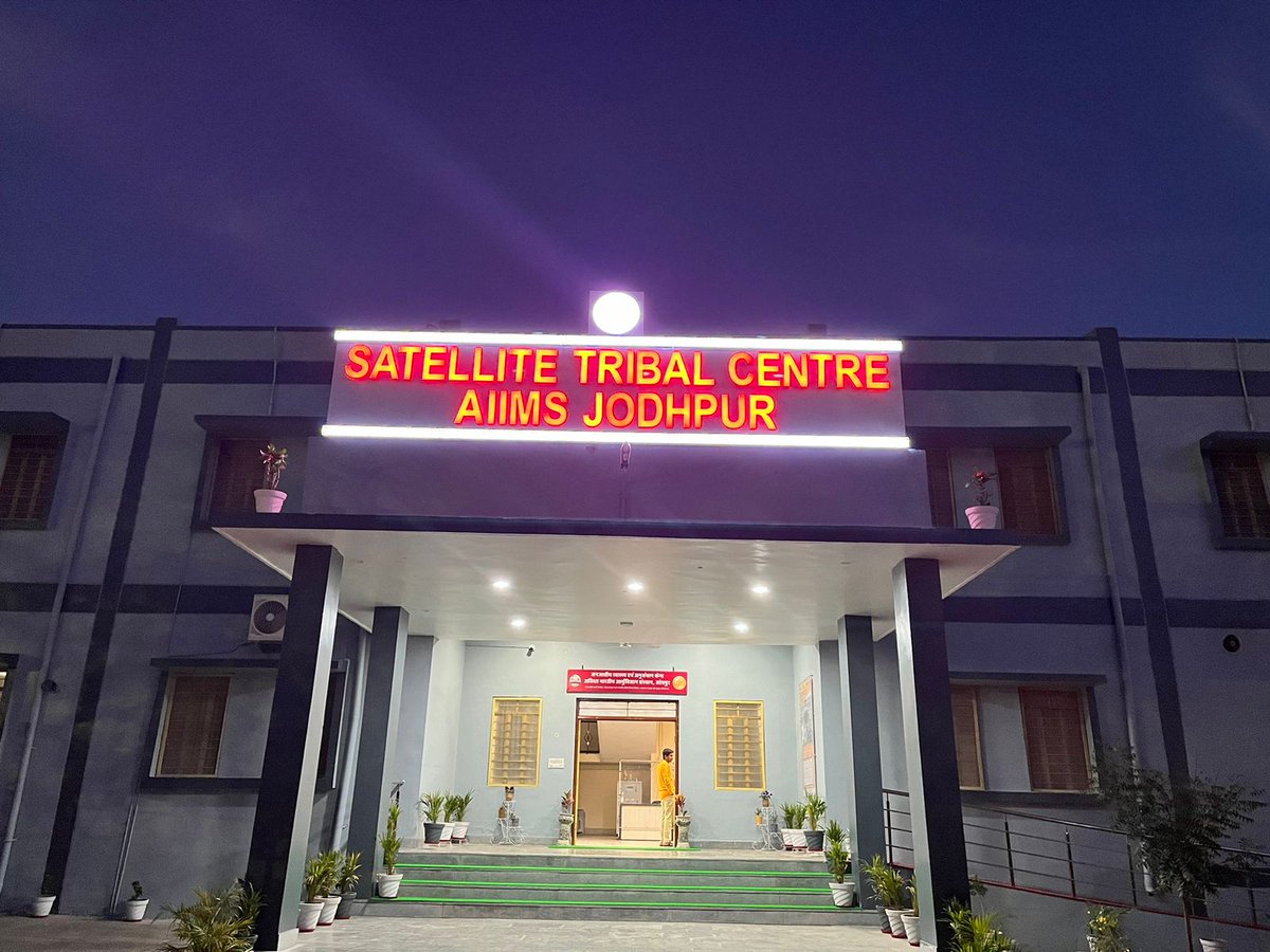 coeaiimsjodhpur's tweet photo. Scabies Prevention And Relevance of Sanitation &amp; Hygiene (स्पर्श) Initiative supported by @TribalAffairsIn inaugurated today at Satellite Tribal Centre @aiims_jodhpur. This Mass Drug Admin activity will help eliminate epidemic of Scabies among students staying in Tribal Hostels. https://t.co/5DxbD5ExUn