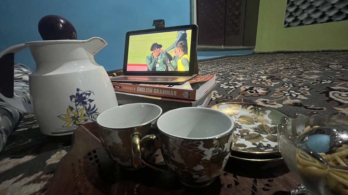 Friend , Cricket & Chai 🌚 #AUSvPAK