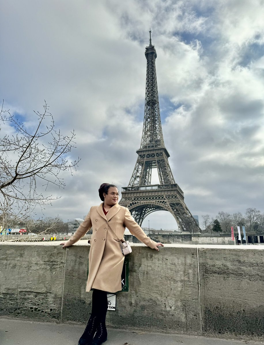 FregilG's tweet photo. Bonjour! 🇫🇷 https://t.co/cHPSlBxTcf
