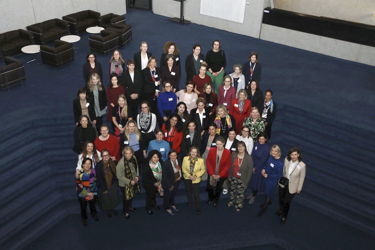 European Investment Bank (@eib) on Twitter photo Women can lead the change to fight climate change.
With <a href="/EIF_EU/">European Investment Fund</a>, we are proud to launch the Women Climate Leaders Network, pooling EU's public & private sector #womenclimateleaders to accelerate #ClimateAction and innovative, green, inclusive finance👊bit.ly/3SSpd1c Women can lead the change to fight climate change.
With <a href="/EIF_EU/">European Investment Fund</a>, we are proud to launch the Women Climate Leaders Network, pooling EU's public & private sector #womenclimateleaders to accelerate #ClimateAction and innovative, green, inclusive finance👊bit.ly/3SSpd1c