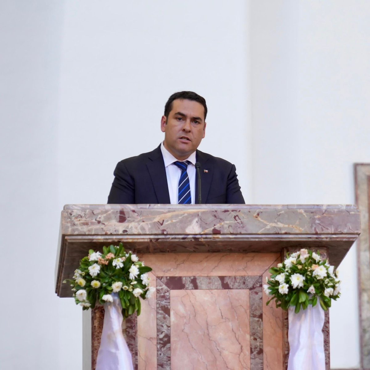 CJardua's tweet photo. En la Misa en memoria de nuestro Presidente @sebastianpinera, valoramos sus cualidades humanas y condiciones políticas. Sin duda que en su legado será recordado como un demócrata ejemplar, un realizador brillante y un hombre cercano que amó la vida. https://t.co/lusJ17tVYK