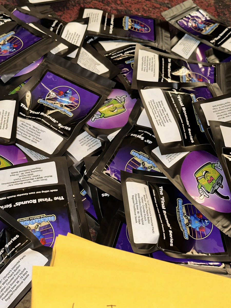 gasmanthegascan's tweet image. 🚨 ‼️ GIVEAWAY TIME!!! ‼️ 🚨 Another five pack giveaway since we hit 2k followers!!! You know the drill!!! Like, retweet, and make sure you’re following this account!!! These five packs will be; one pack of Ruby Mansions, one pack of Beach Brunch, and one pack of The Sauce all…